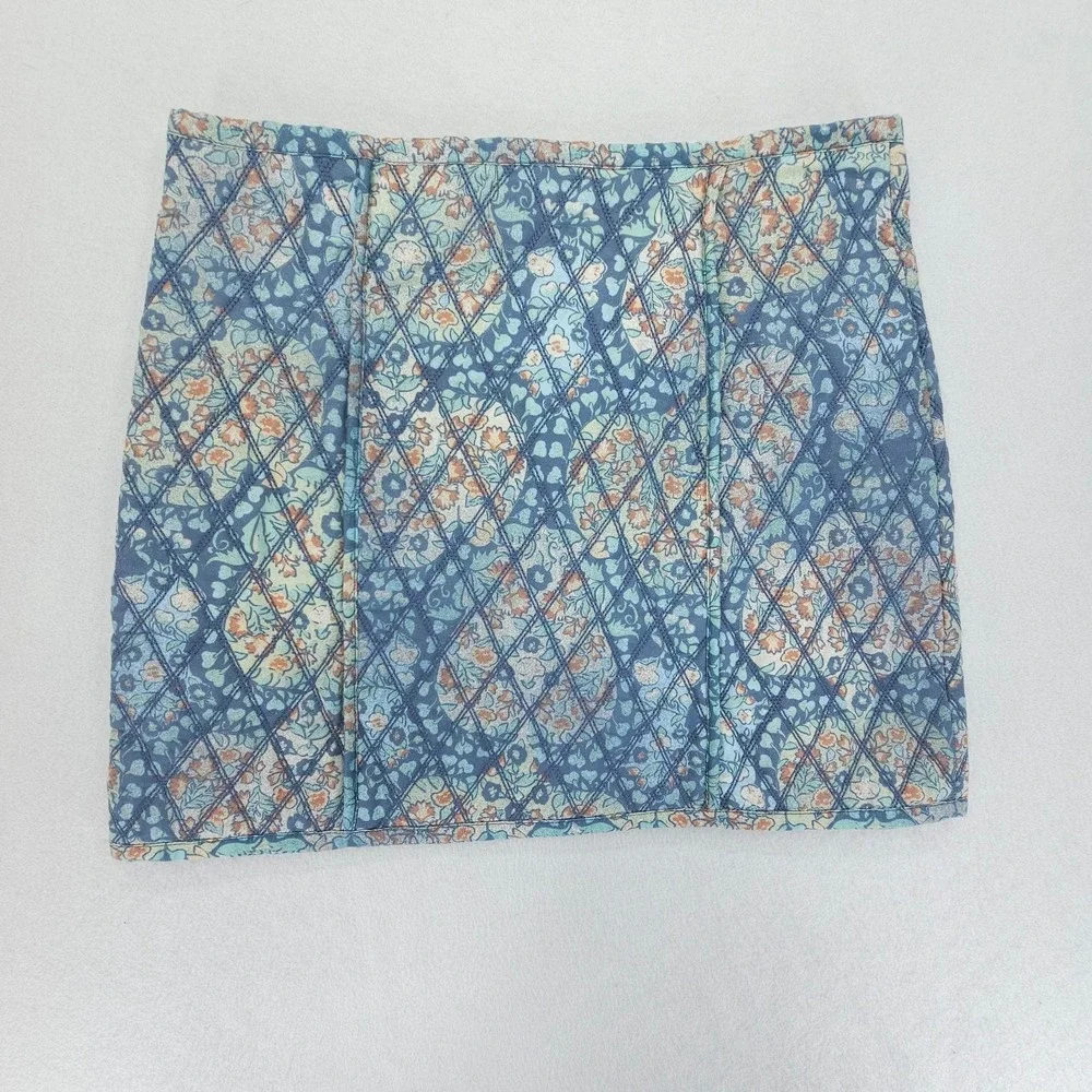 Free People Mini Skirt Womens 8 Blue Husky Floral Quilted Patch Pockets